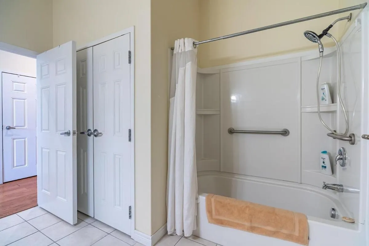 Sunny Downtown Loft With Ac, Unit #2 Apartment Halifax