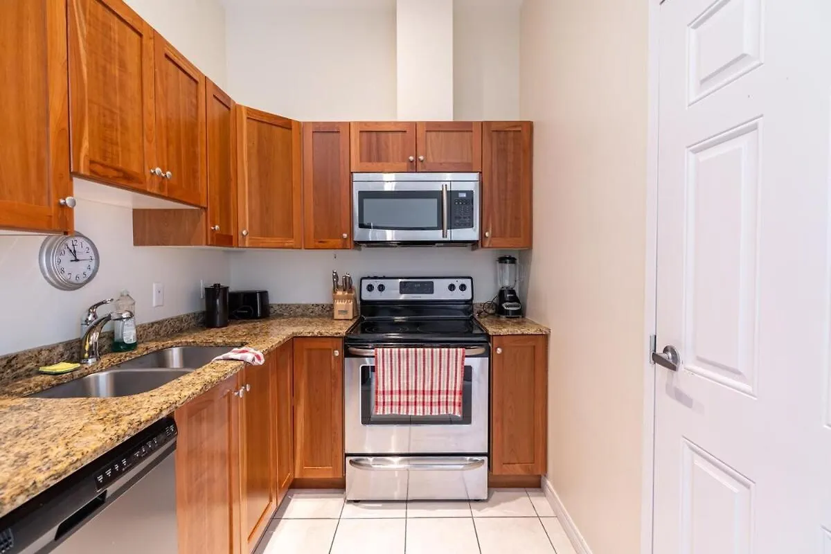 Sunny Downtown Loft With Ac, Unit #2 Apartment Halifax